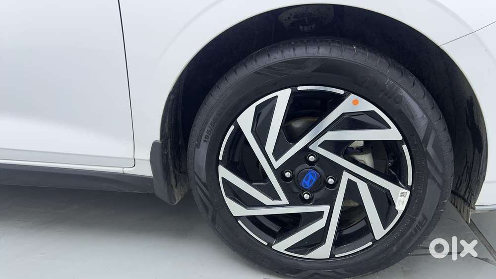 Hyundai New I20 1.2 Asta (o) Ivt, 2024, Petrol