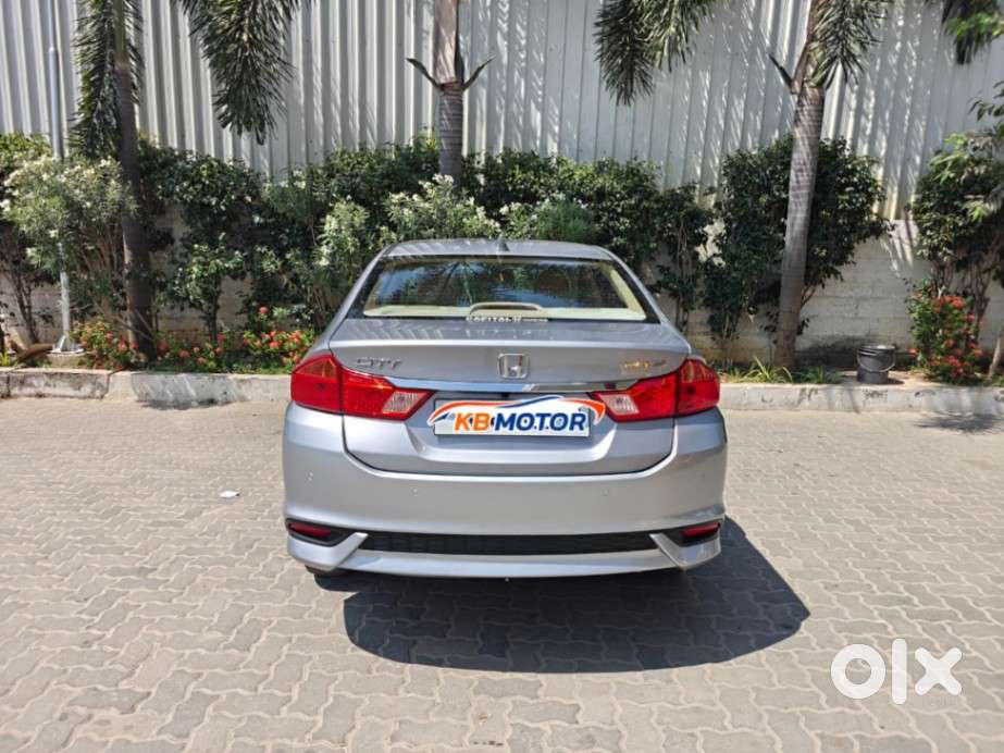 Honda City 1.5 V 4th Gen I-vtec Mt, 2022, Petrol