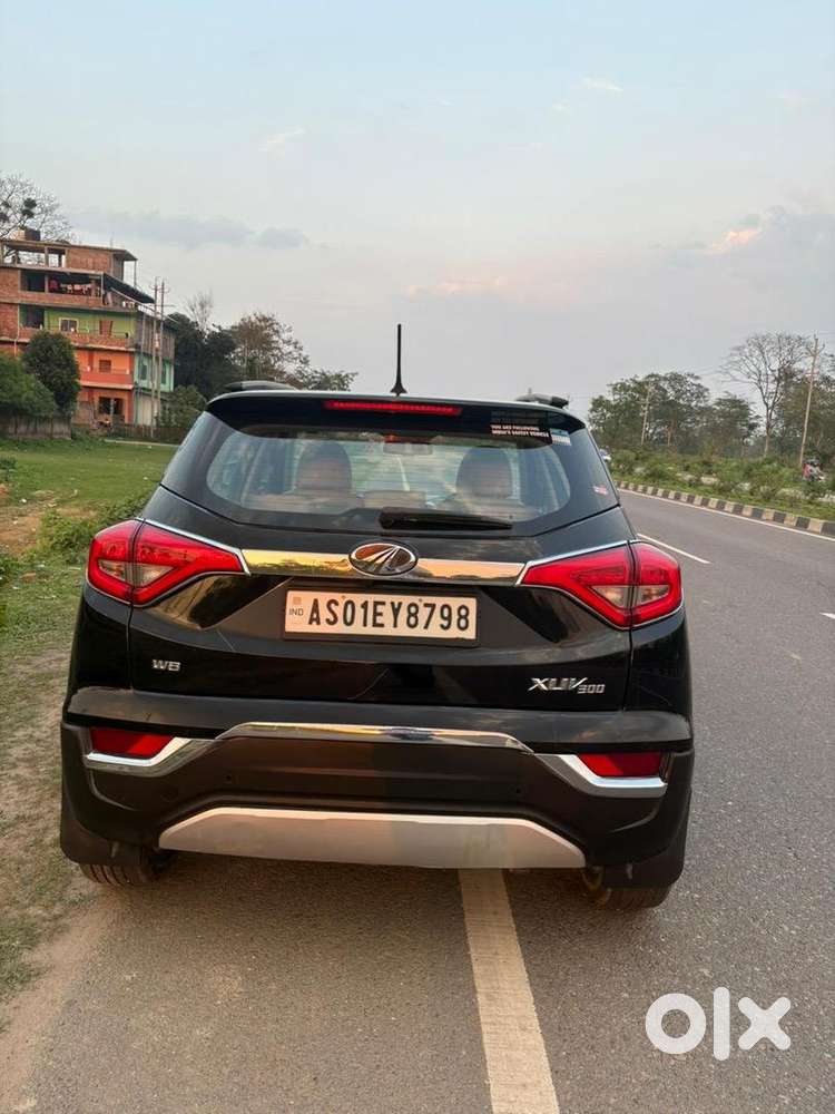 Mahindra Xuv300 Petrol 2021