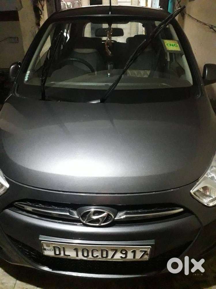 Hyundai I10 Sportz 1.2 (2013)  30,000 Km  Excellent Condition  Grey