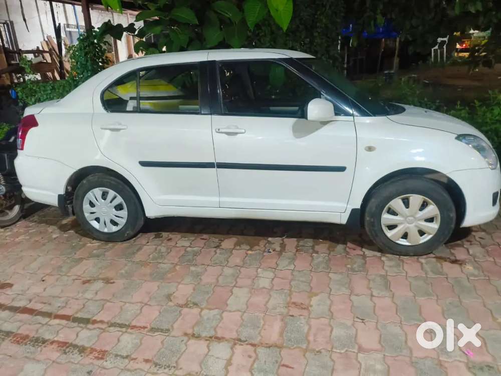 Maruti Suzuki Swift Dzire 2010 Petrol 76000 Km Driven