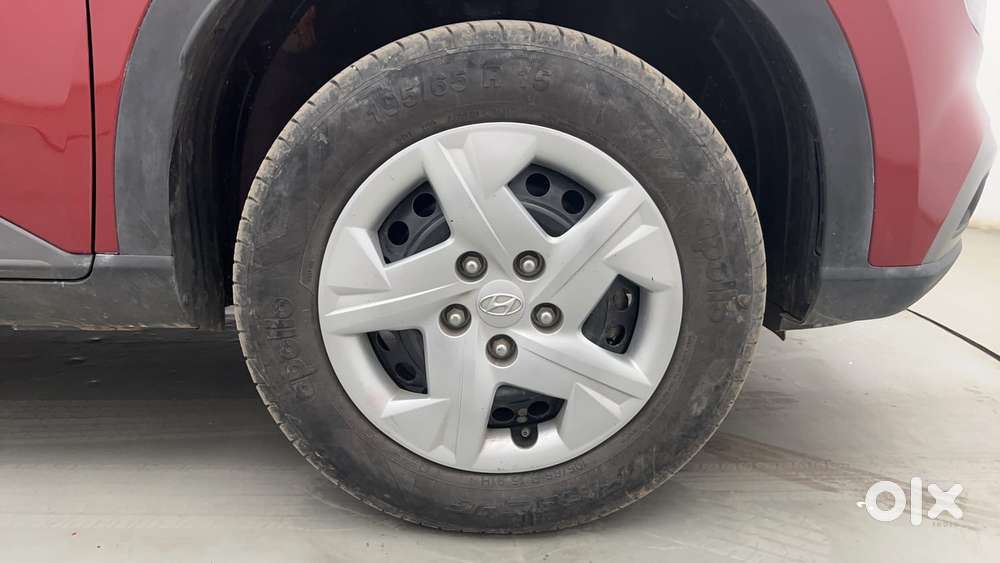 Hyundai Venue 1.2 S Plus, 2021, Petrol