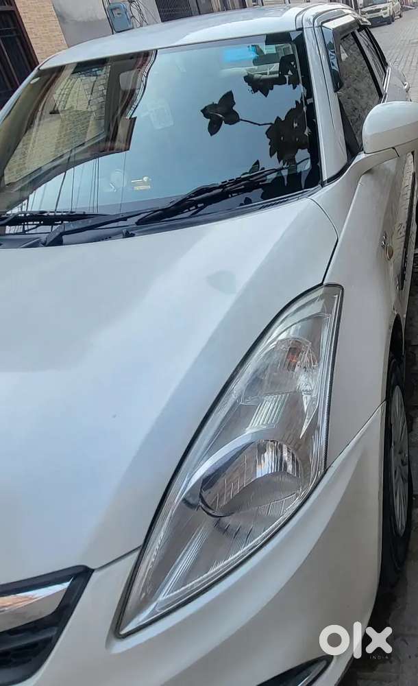 Maruti Suzuki Dzire 2016 Petrol 98000 Km Driven