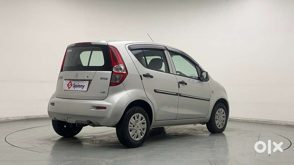 Maruti Suzuki Ritz Lxi, 2013, Petrol