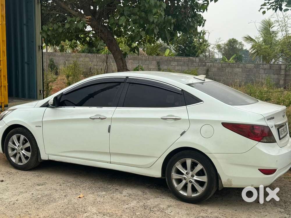 Hyundai Petrol Car 2012