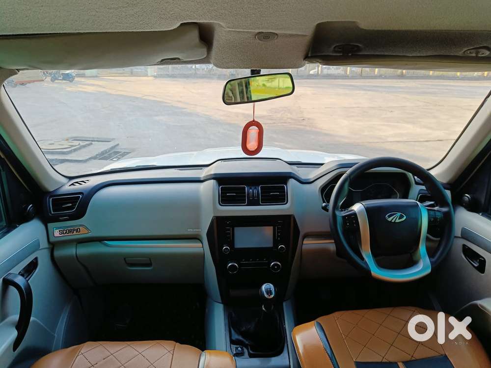 Mahindra Scorpio S10, 2017, Diesel