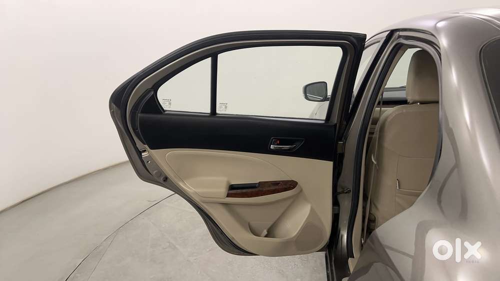 Maruti Suzuki Dzire 1.2 Zxi Plus Amt, 2017, Petrol