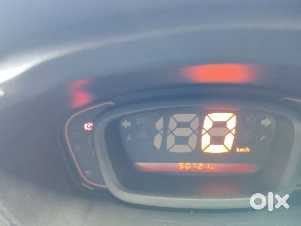 Renault Kwid Rxt Amt Climber (automatic), 2019, Petrol