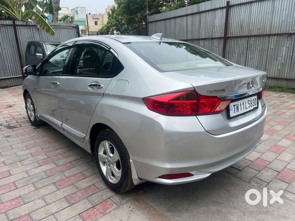 Honda City V Mt, 2015, Petrol