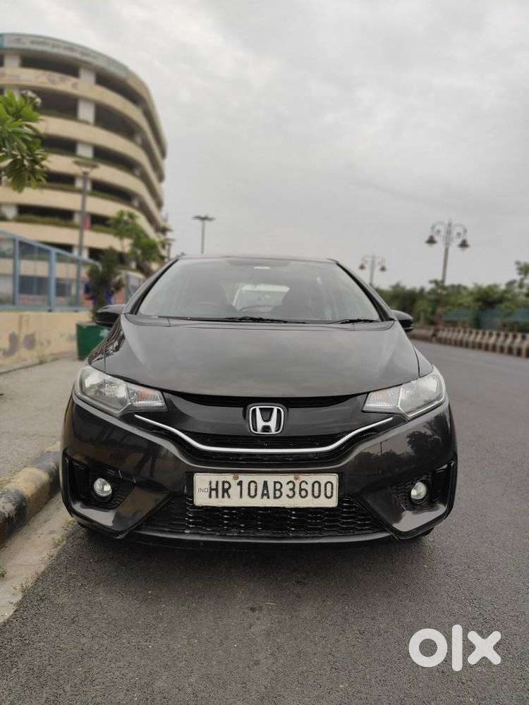 Honda Jazz V Mt Privilege, 2017, Petrol