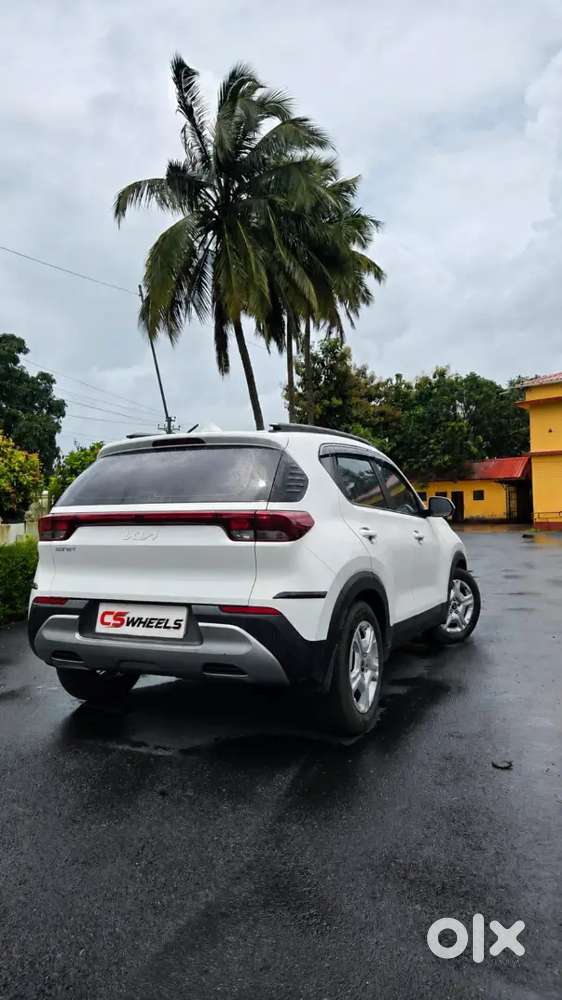 Kia Sonet 2023 Petrol Manual 64500 Km