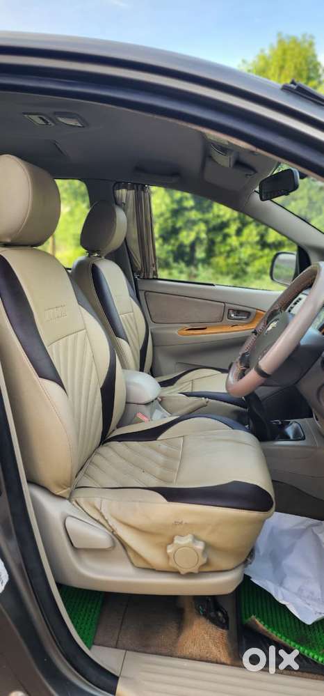 Toyota Innova 2.5 Vx 8 Str, 2009, Diesel