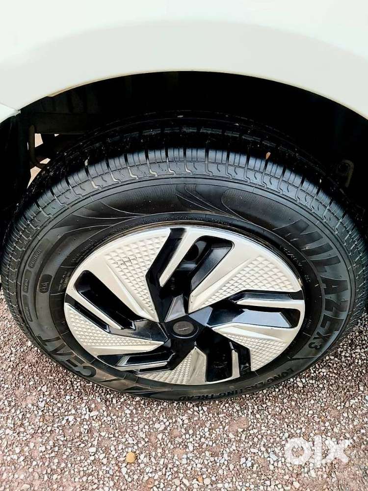 Maruti Suzuki Swift 1.2 Vxi Glory Edition, 2016, Petrol