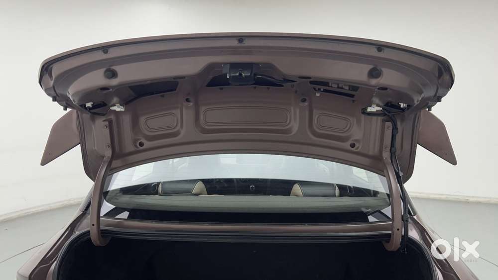 Hyundai Aura [2023-ongoing] 1.2 Sx Plus Petrol Amt, 2020, Petrol
