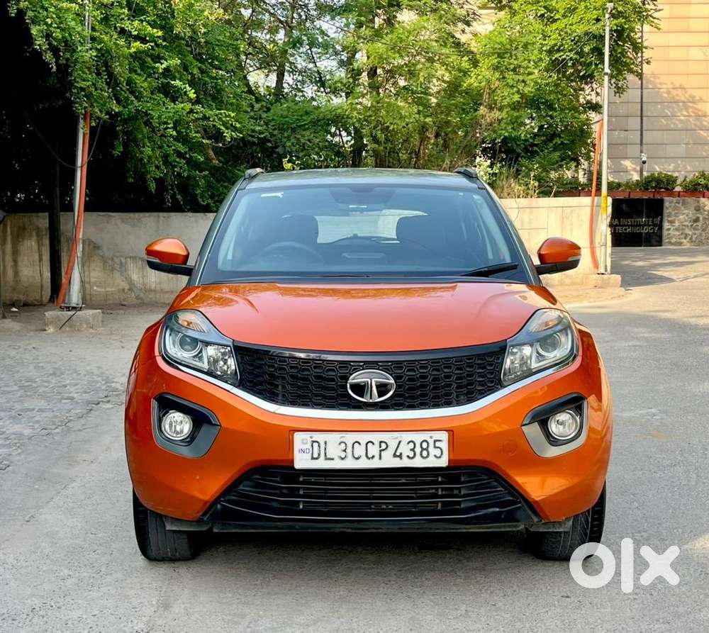 Tata Nexon Xza Plus Dual Tone Petrol (automatic)