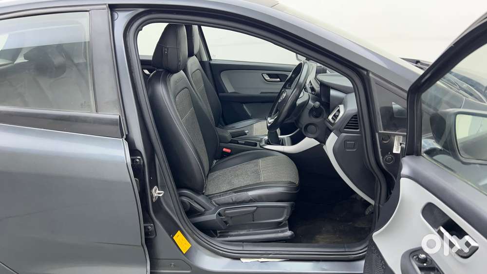 Tata Altroz Xz, 2020, Petrol