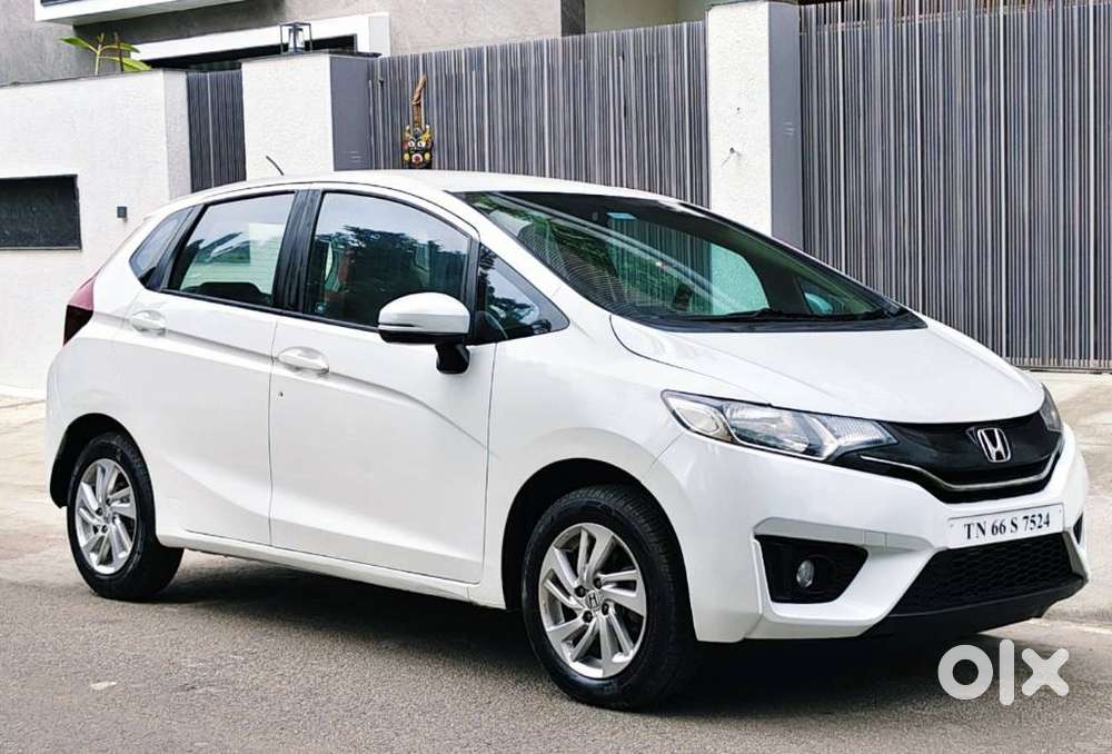 Honda Jazz V Automatic, 2016, Petrol