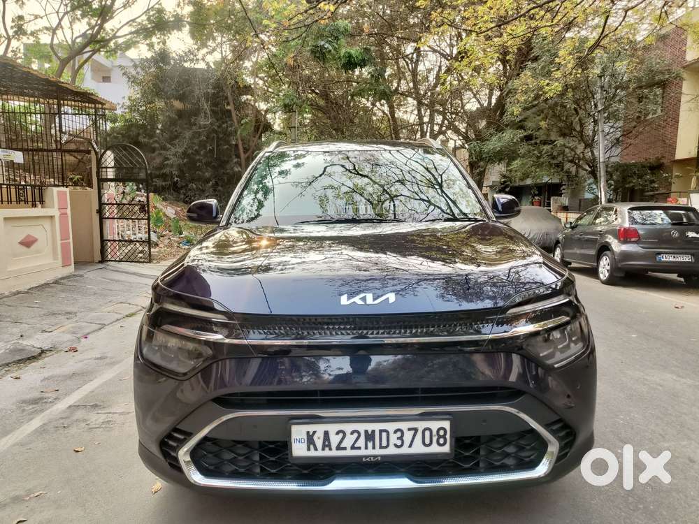 Kia Carens 1.4 Luxury Plus Dct 7 Str, 2023, Petrol