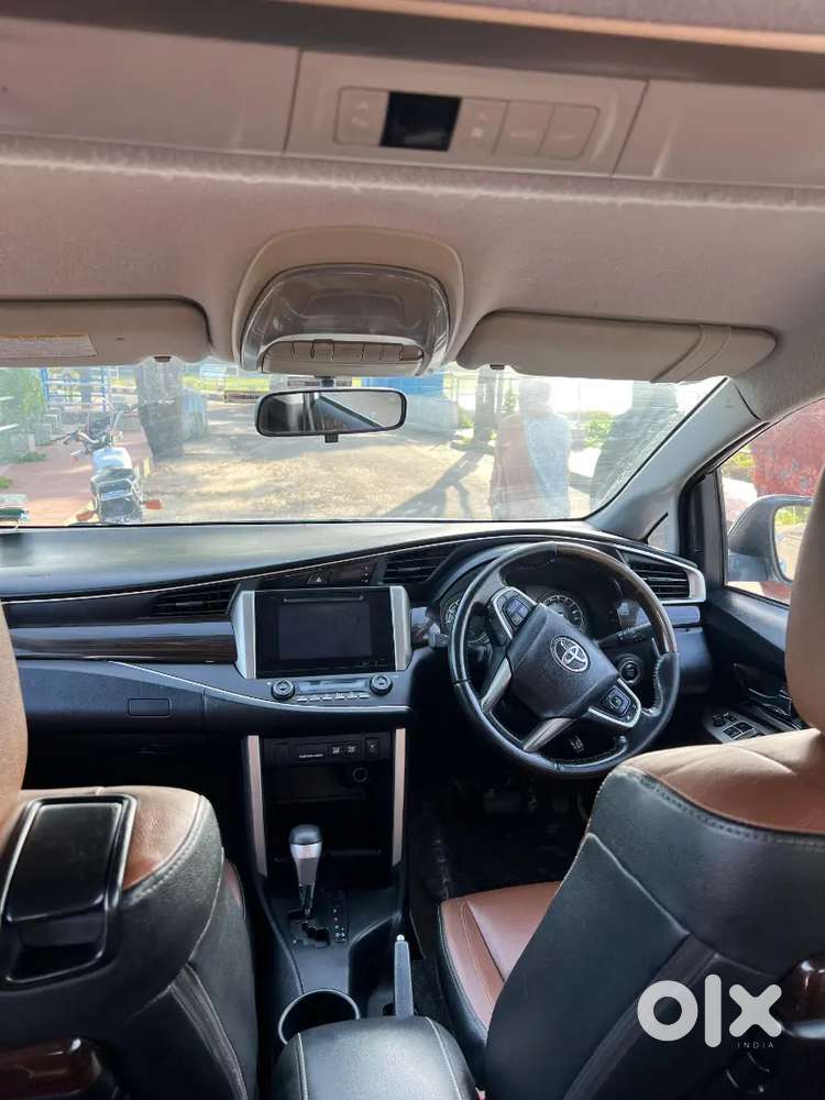 Toyota Innova Crysta 2016 Petrol 83000 Km Driven