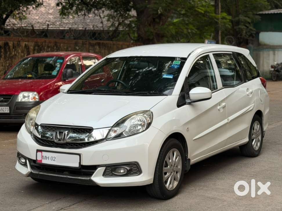 Honda Mobilio 1.5 V I-vtec, 2015, Cng & Hybrids