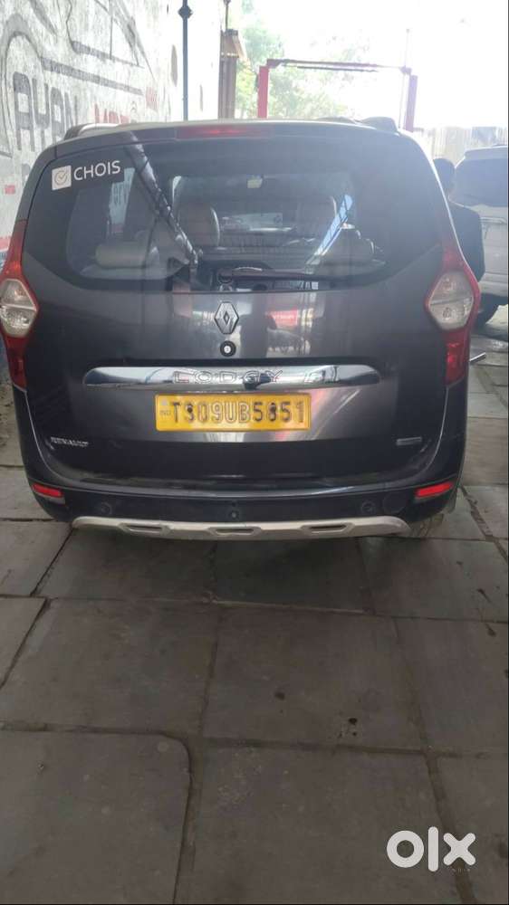 Renult Lodgy Stepway 8seater Top End Model Urgent Sale