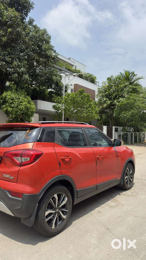 Mahindra Xuv300 W8 Option, 2019, Petrol