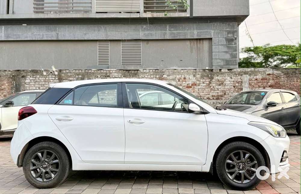 Hyundai Elite I20 Sportz Plus, 2019, Petrol