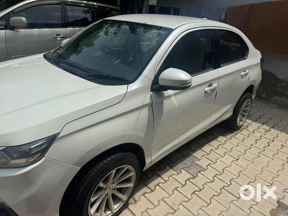 Honda Amaze 2018 Petrol Well Maintained