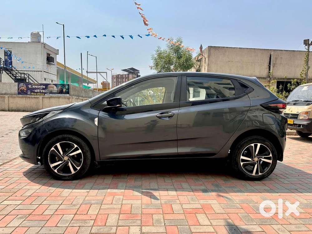 Tata Altroz Xz, 2020, Petrol