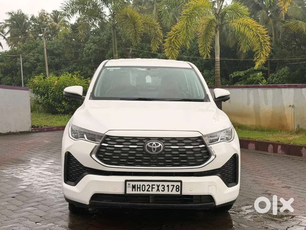 Toyota Innova Hycross 2024 Hybrid