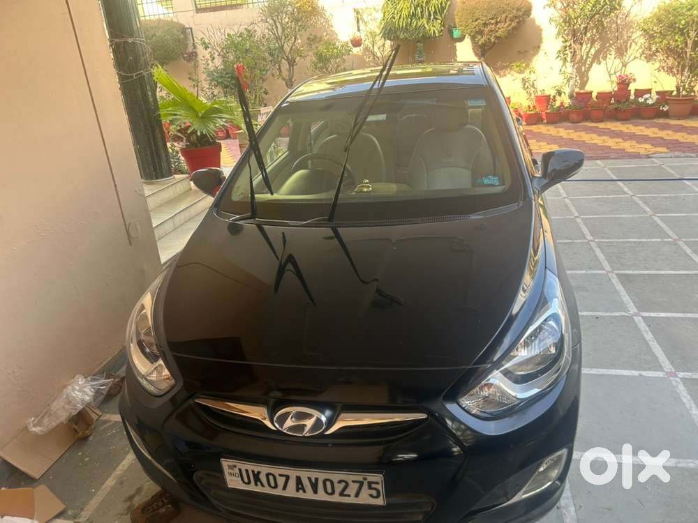 Hyundai Fluidic Verna Petrol 28000 Km Driven