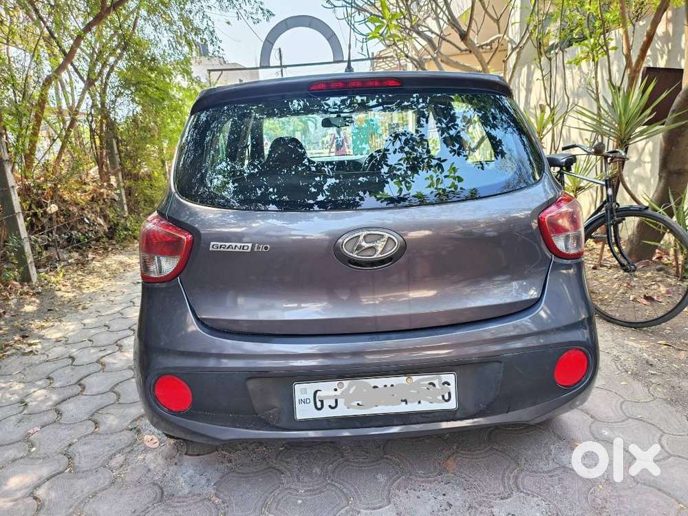 Hyundai Grand I10 2018 Cng & Hybrids Well Maintained