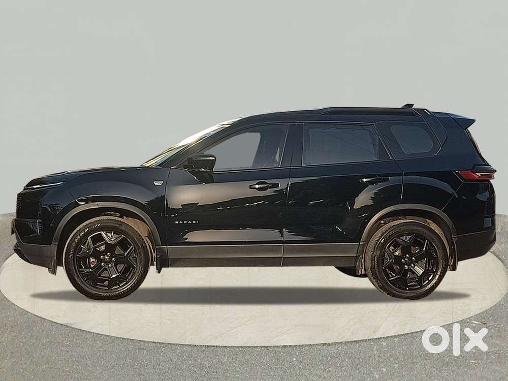Tata Safari Accomplished Dark Edition At, 2024, Diesel