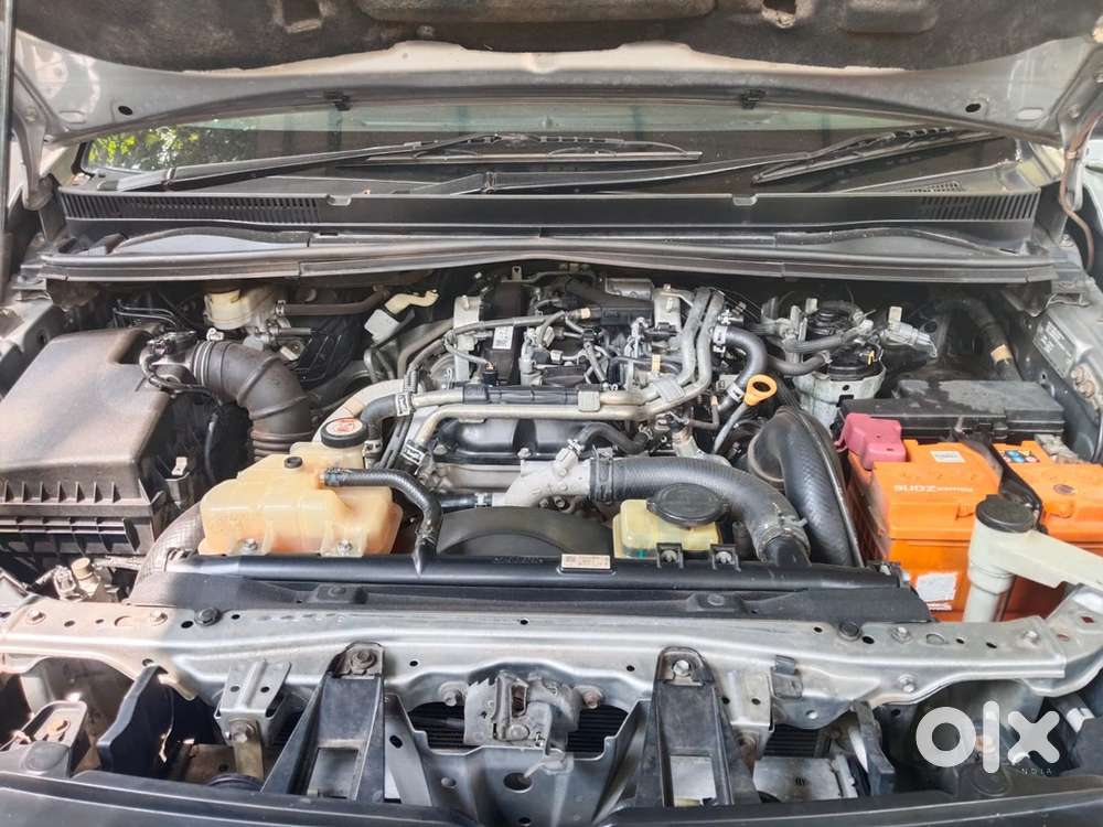Toyota Innova Crysta 2017 Diesel 180000 Km Driven