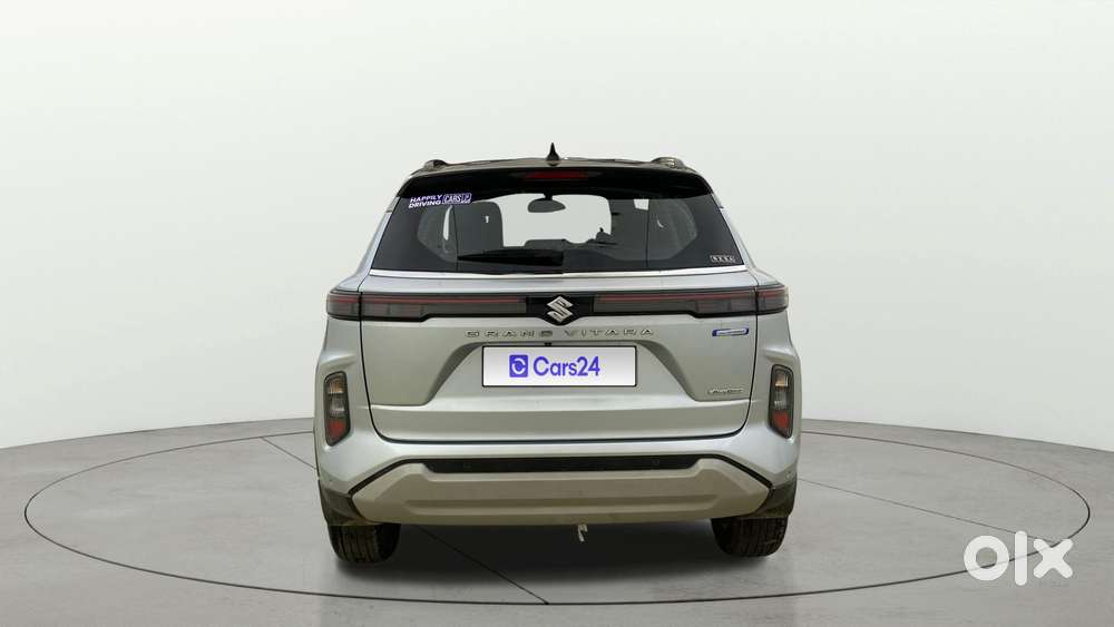 Maruti Suzuki Grand Vitara 1.5 Alpha Smart Hybrid Dual Tone, 2022, P..