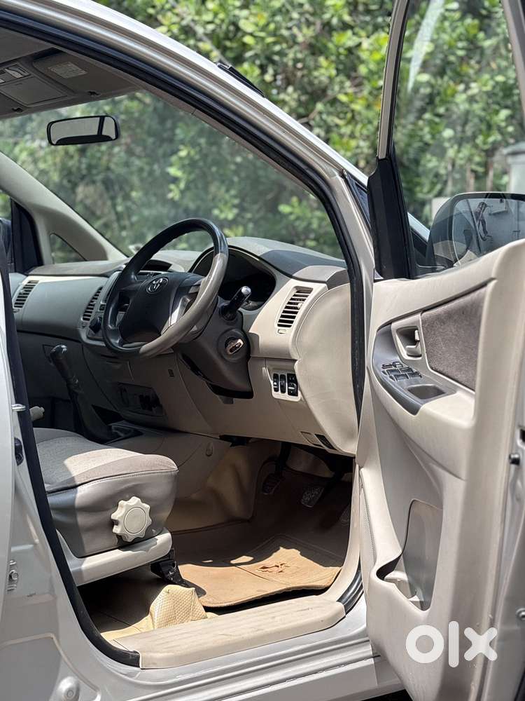 Toyota Innova 2.5 G (diesel) 7 Seater, 2012, Diesel