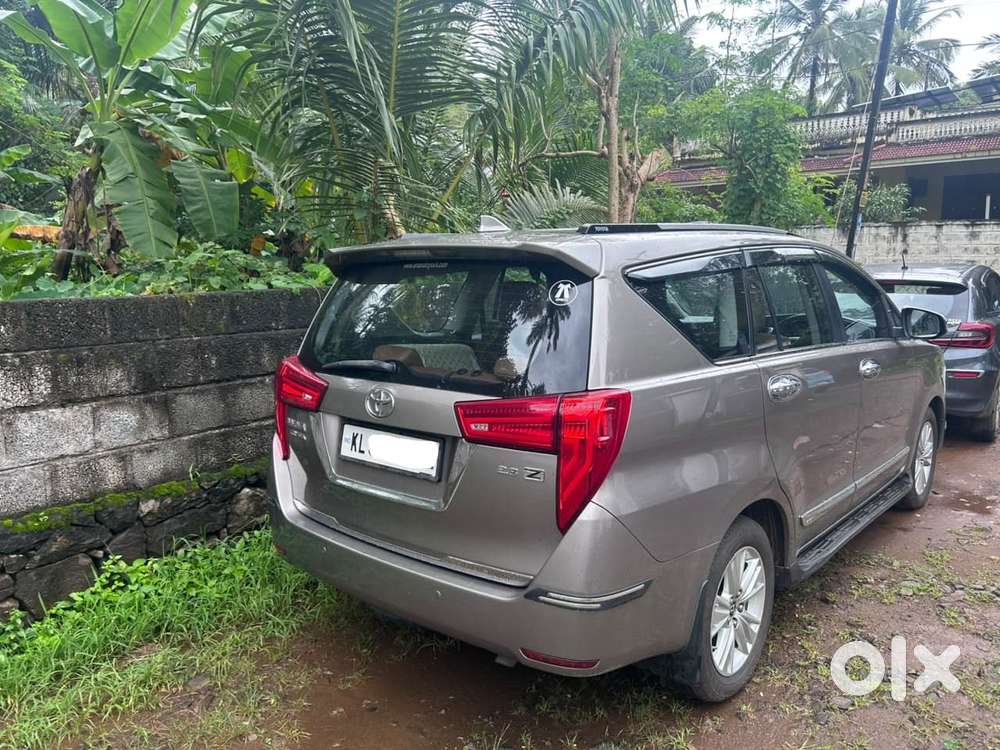 Toyota Innova Crysta 2.8z Automatic, 2018, Diesel