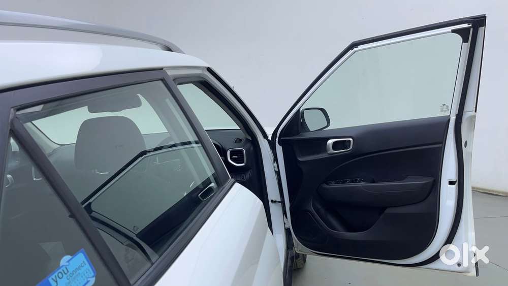 Hyundai Venue [2022-ongoing] 1.2 S, 2020, Petrol