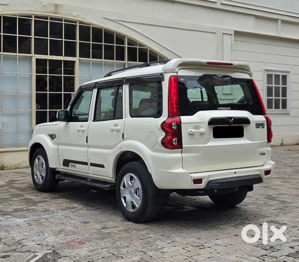 Mahindra Scorpio Classic, 2023, Diesel