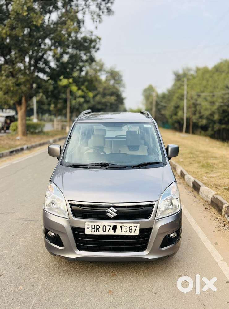 Maruti Suzuki Wagon R Vxi Plus Mt, 2017, Petrol