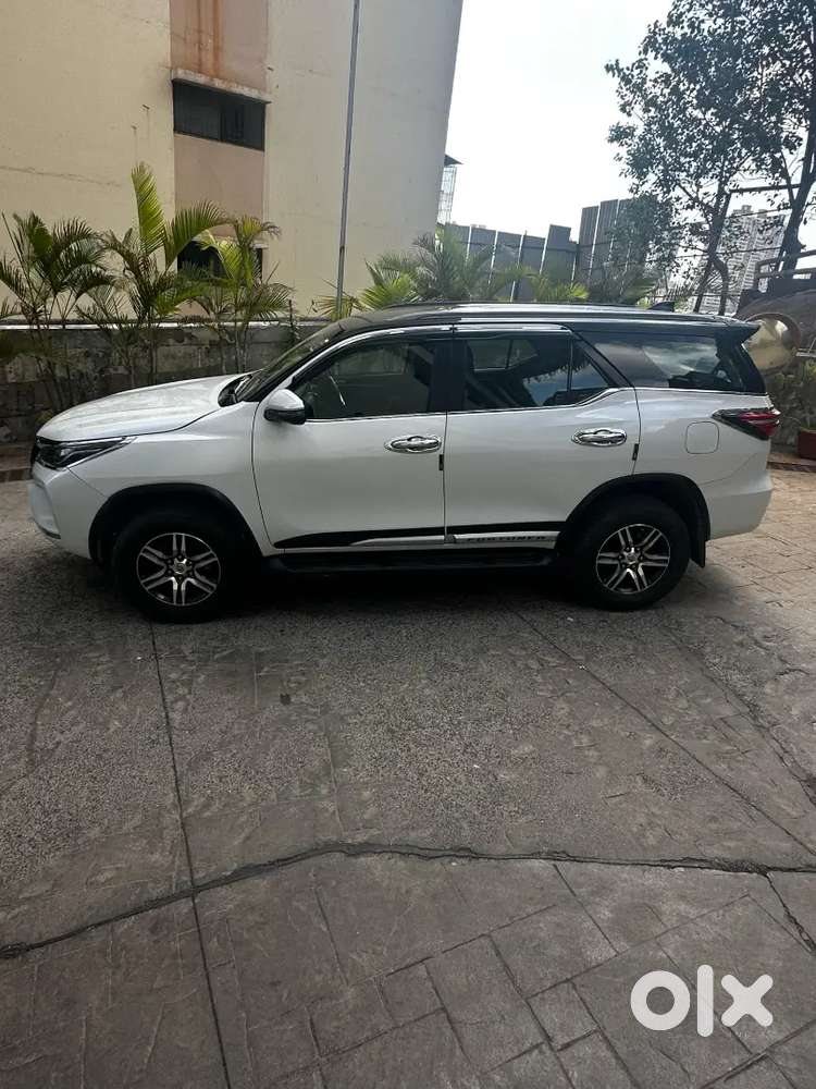 Toyota Fortuner 2024 Diesel 33000 Km Driven