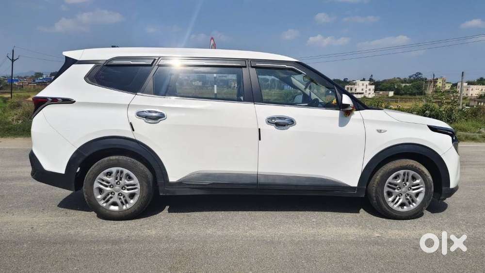 Kia Carens 1.4 Premium 7 Str, 2022, Petrol