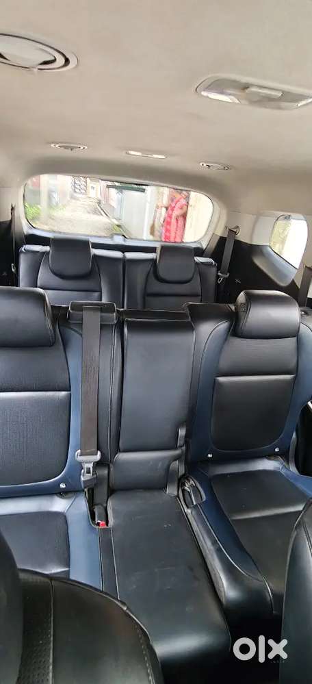 Kia Carens 1.5 Premium 2024