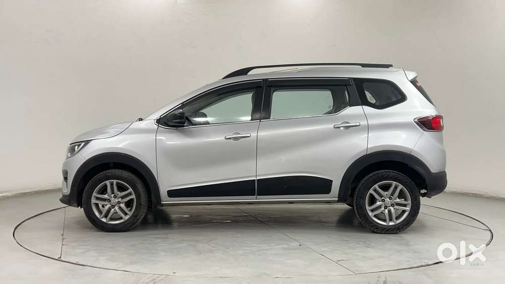 Renault Triber Rxz Easy-r Amt, 2022, Petrol