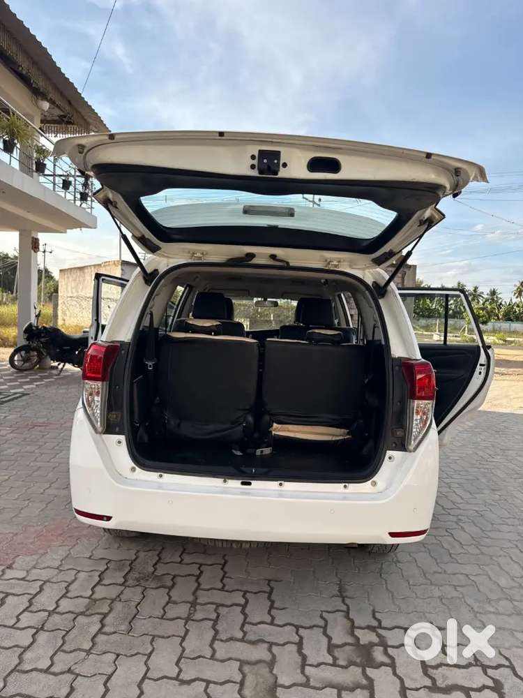 Toyota Innova Crysta 2020 Diesel Manual