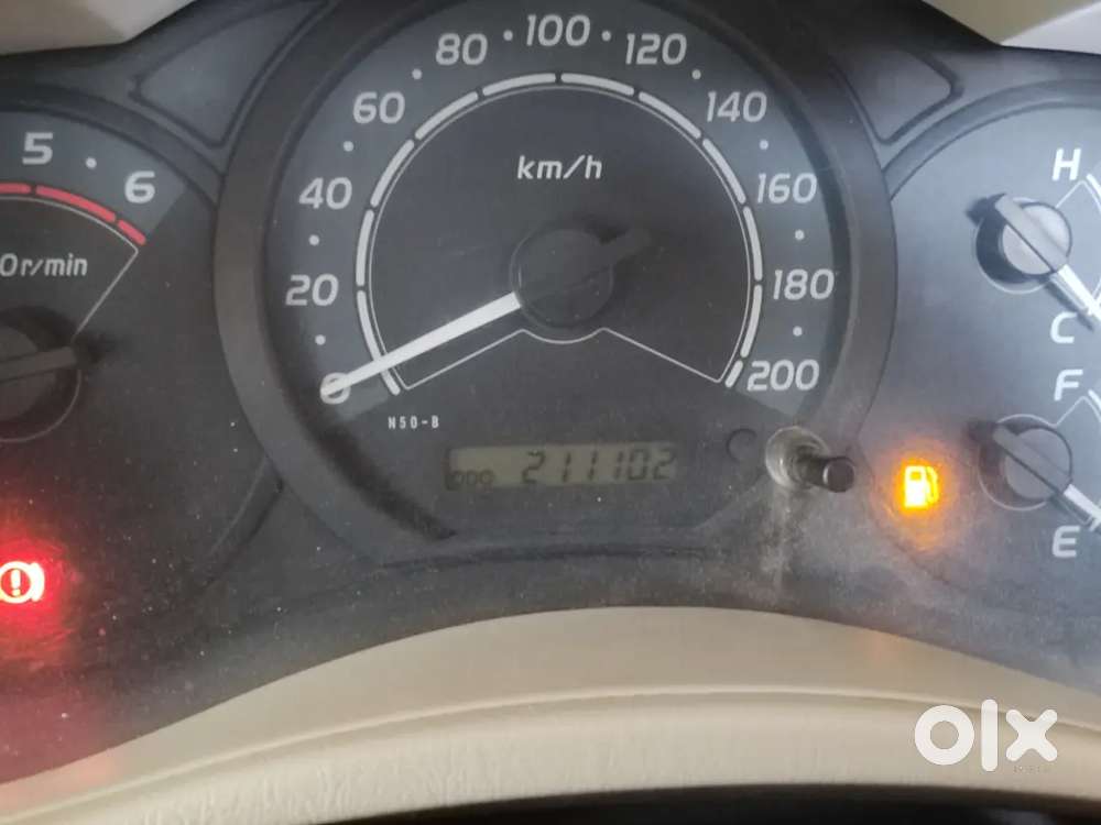Toyota Innova 2.5 2012