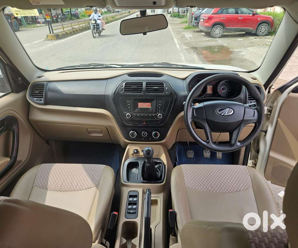 Mahindra Tuv 300 T6 Plus, 2016, Diesel
