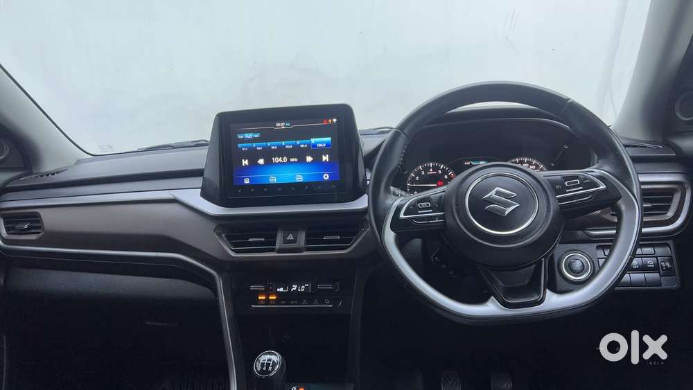 Maruti Suzuki Vitara Brezza 1.5 Zxi, 2023, Petrol