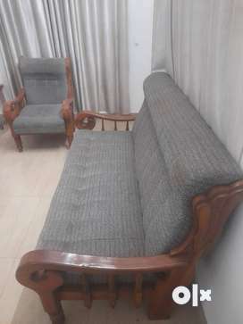 Sofa set deals old olx