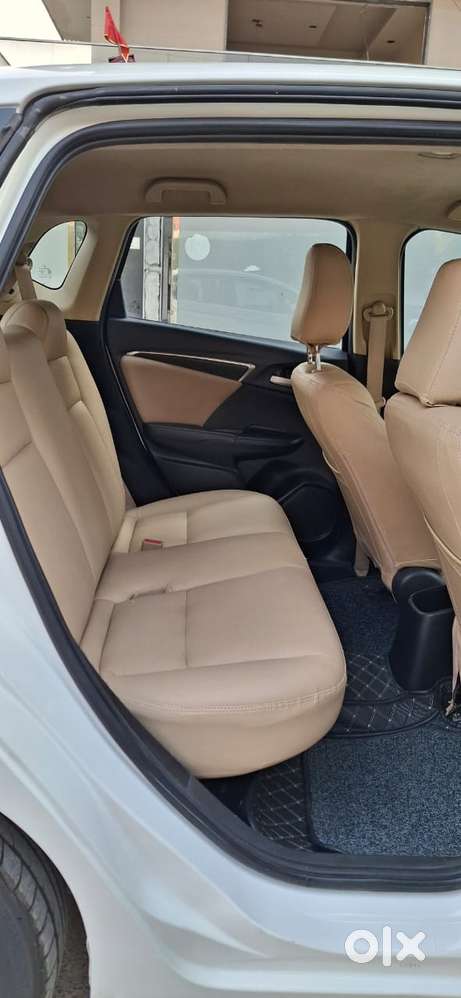 Honda Jazz V Cvt, 2015, Petrol